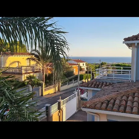 Casa de hóspedes Loft Independiente En Vendrell Con Piscina El Vendrell