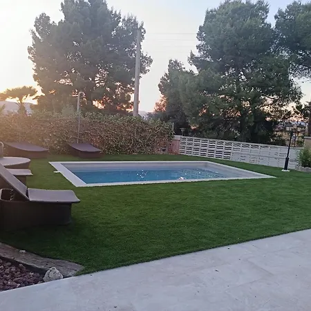 Loft Independiente En Vendrell Con Piscina Casa de hóspedes